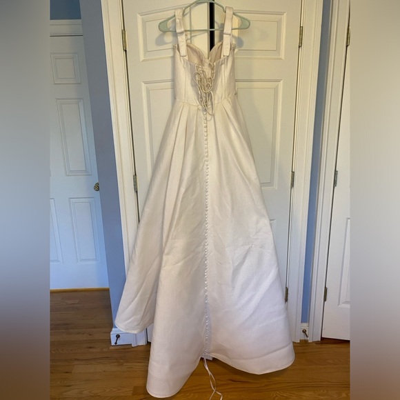 MillaNova Blisse ivory wedding dress - Picture 15 of 16